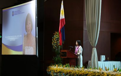 NU College of Allied Health holds pinning and white coat ceremony
