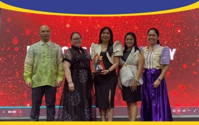 National University gets the Gawad Apolinario Mabini Award